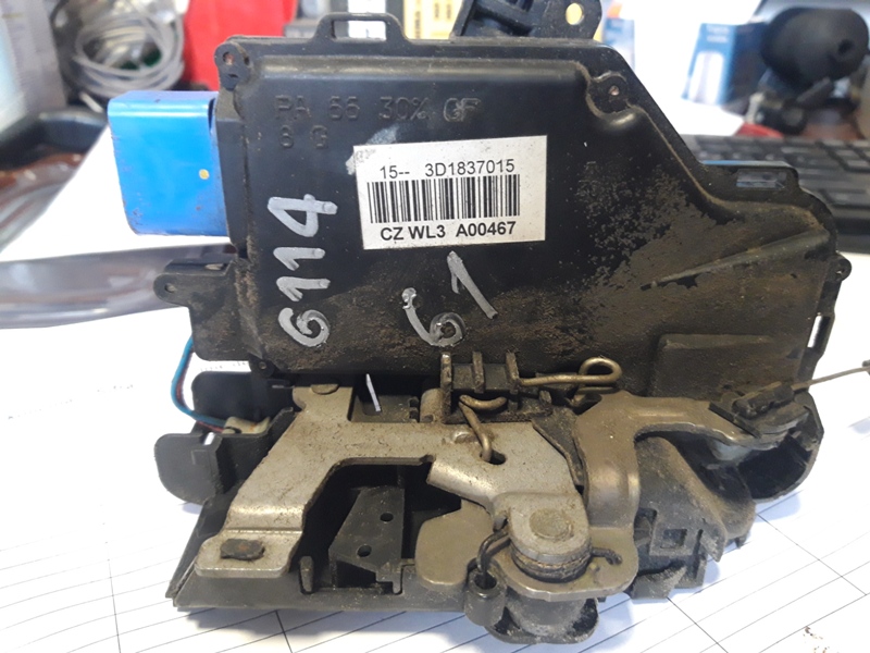 škoda octavia brava PL VRATA  3D1837015AB